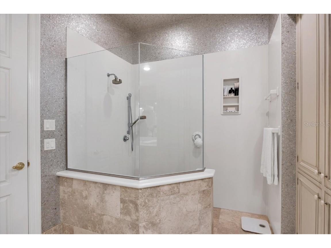 7261 Villa D Este Drive Sarasota FL 34238 A4645986 image17