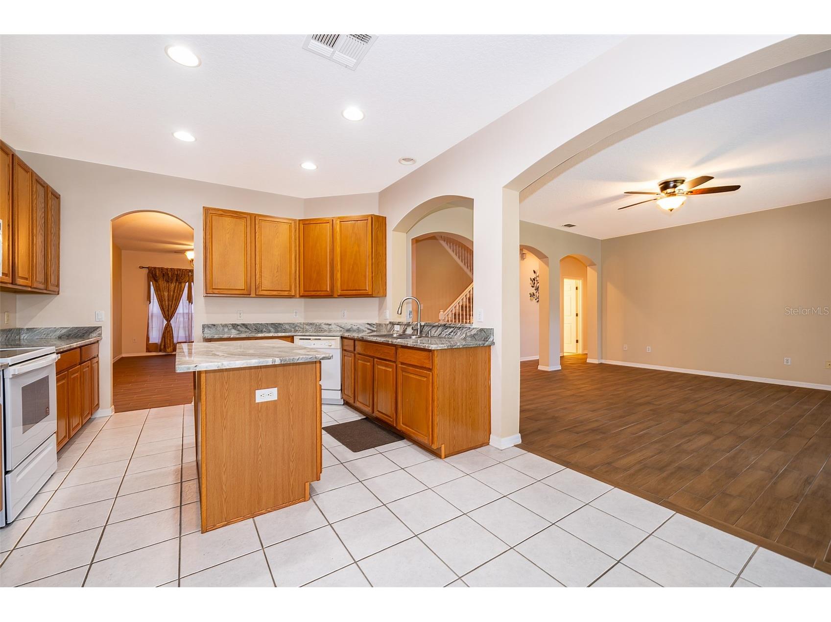 7263 Winding Lake Circle Oviedo FL 32765 O6352881 image4