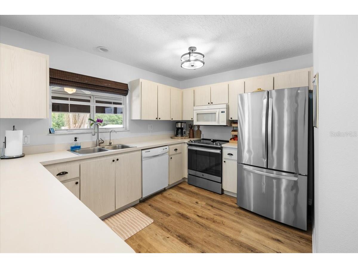 7264 Aberdeen Court Weeki Wachee FL 34607 - WEEKI WACHEE RIVER TB8512787 image19