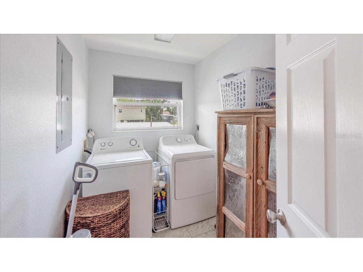 7264 Aberdeen Court Weeki Wachee FL 34607 - WEEKI WACHEE RIVER TB8512787 image29