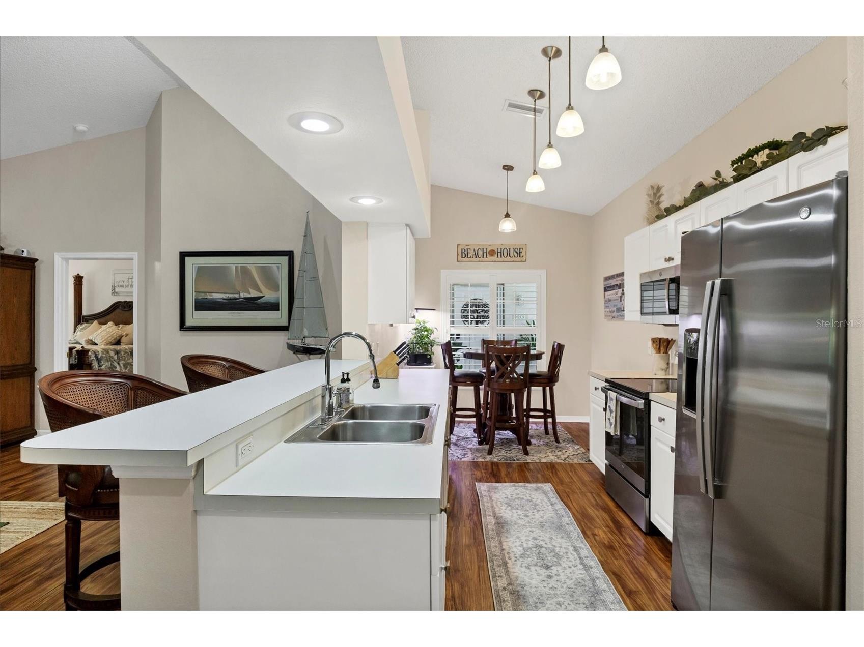 7266 Eleanor Circle #202 Sarasota FL 34243 N6141781 image7