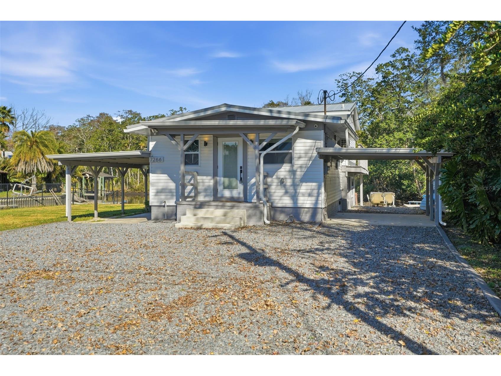 7266 Tropical Drive Weeki Wachee FL 34607 TB8469717 image2