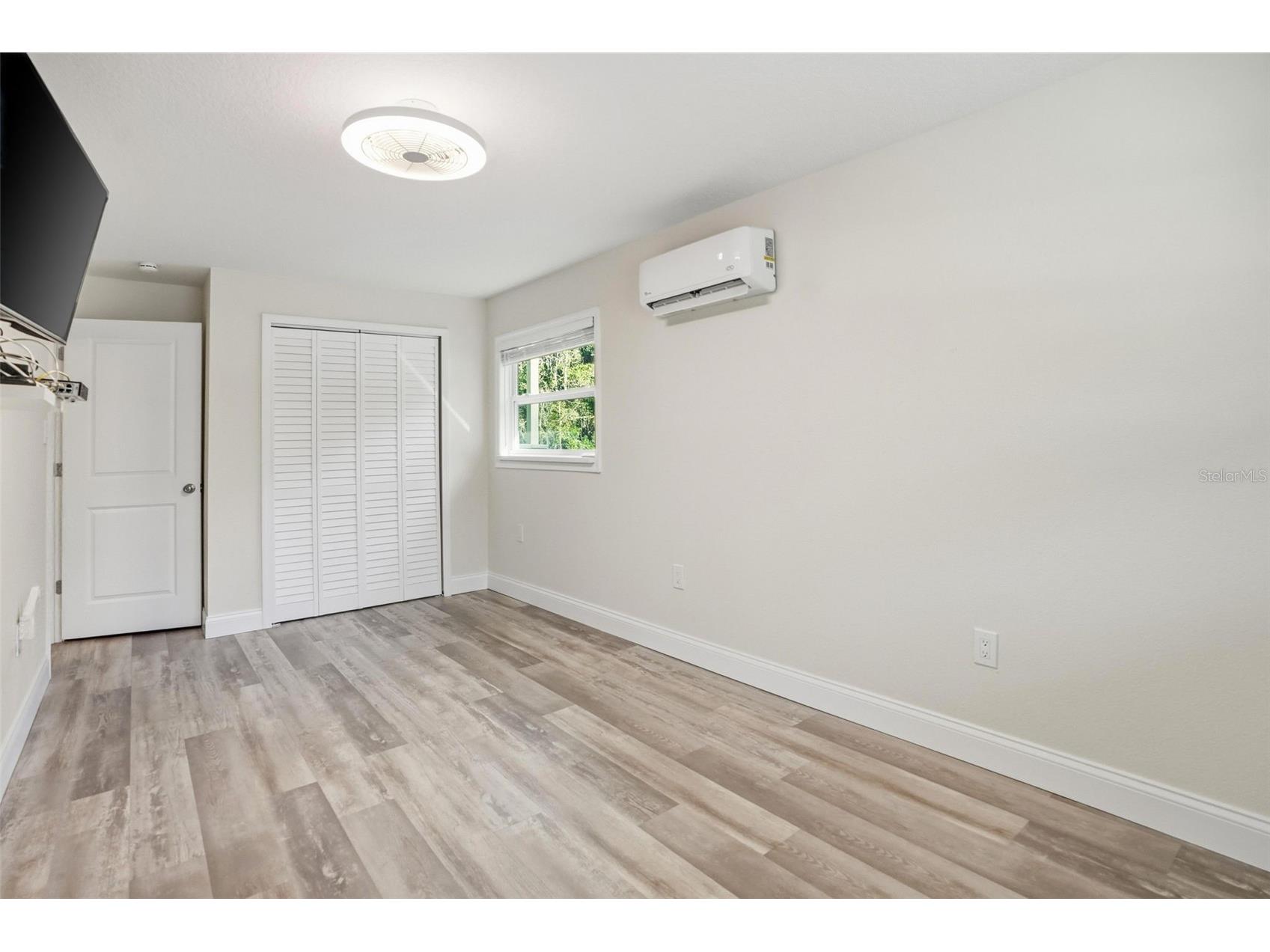 7266 Tropical Drive Weeki Wachee FL 34607 TB8469717 image20