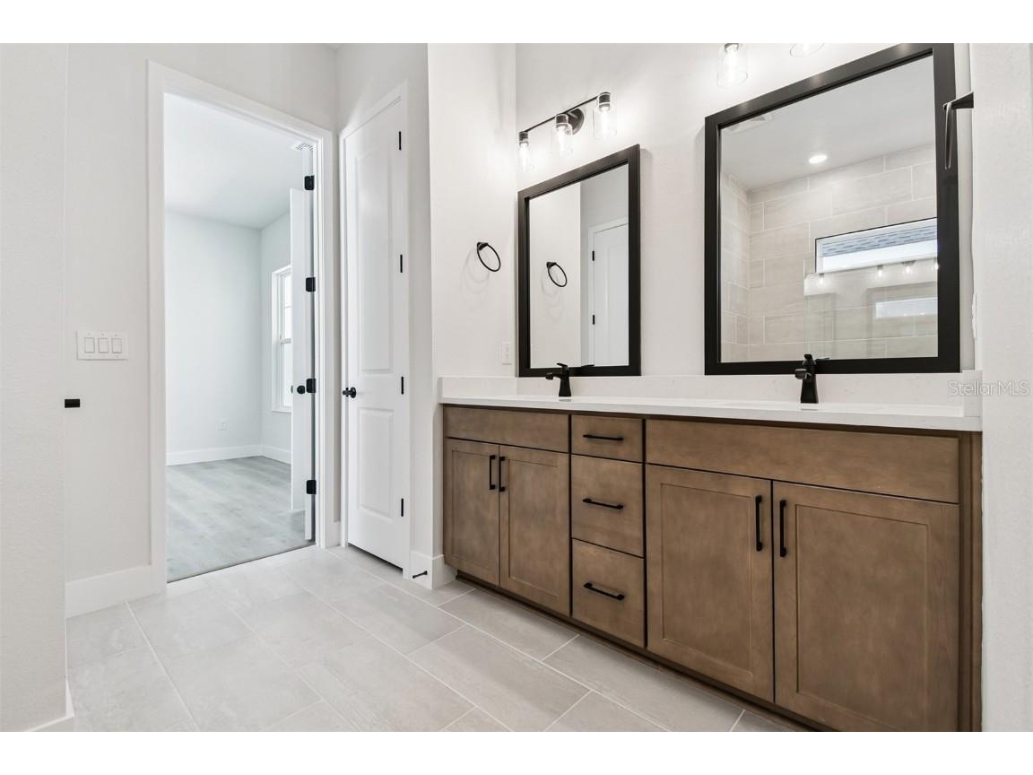 7267 Kodiak Lane Sarasota FL 34240 TB8437851 image23