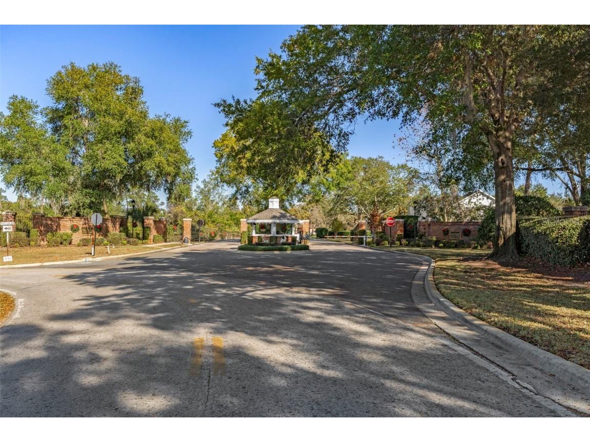 7268 & 0 Crystal Spring Run Weeki Wachee FL 34607 W7881290 image100