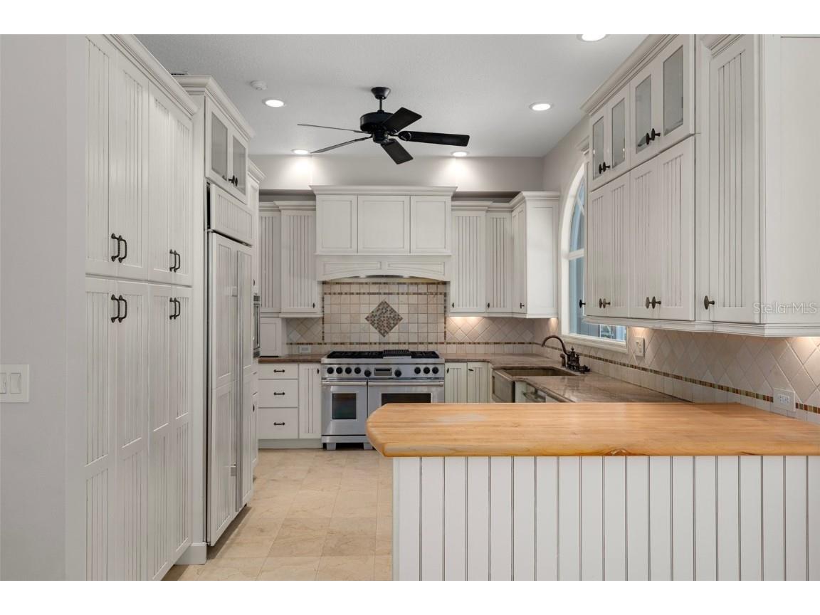 7268 Crystal Spring Run Weeki Wachee FL 34607 W7881287 image27