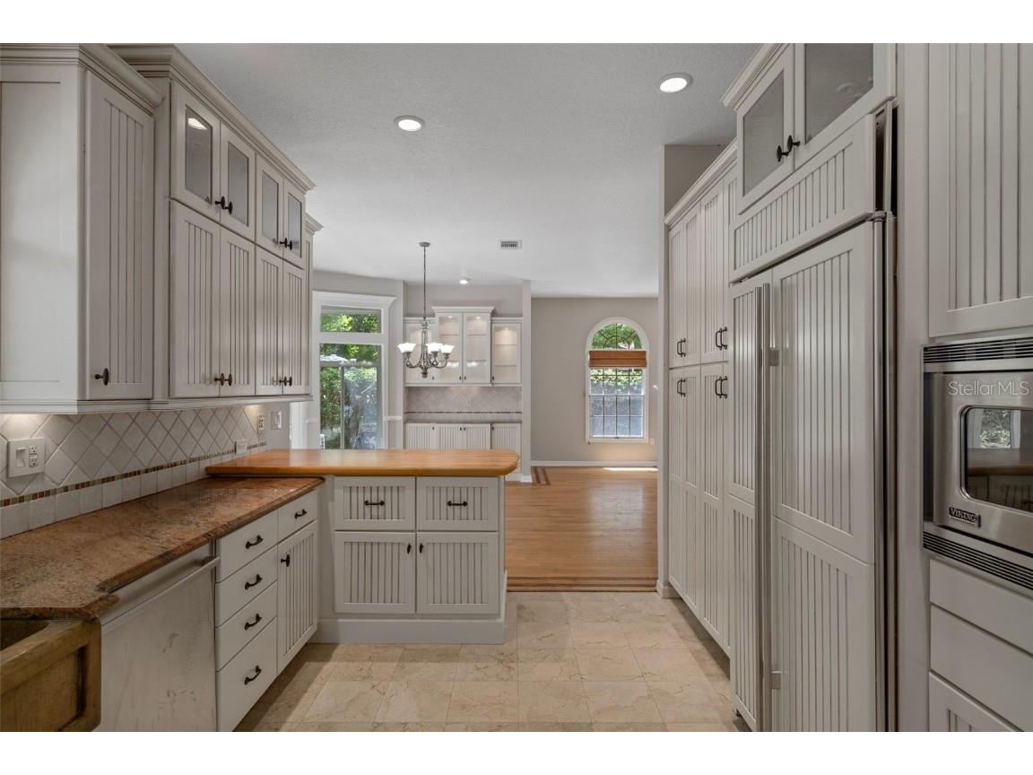 7268 Crystal Spring Run Weeki Wachee FL 34607 W7881287 image31