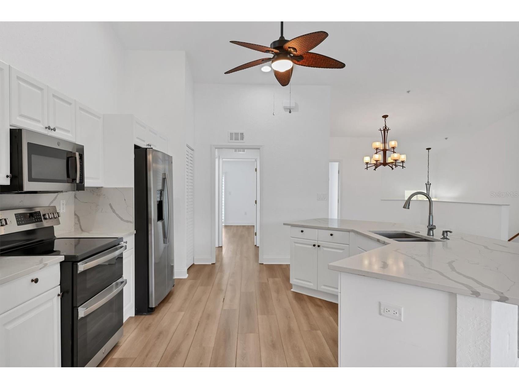 7269 Fountain Palm Circle Bradenton FL 34203 A4682552 image10