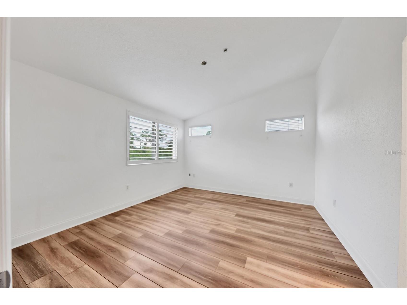 7269 Fountain Palm Circle Bradenton FL 34203 A4682552 image13
