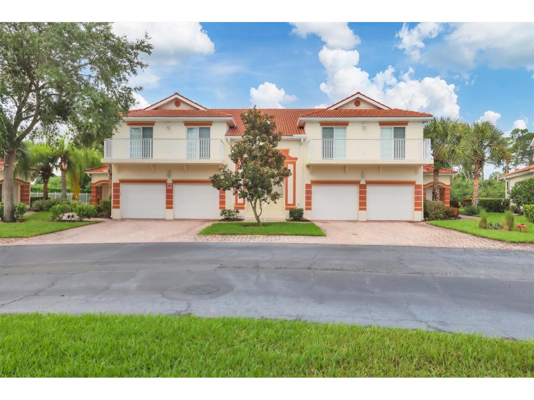 7269 Fountain Palm Circle Bradenton FL 34203 A4682552 image2