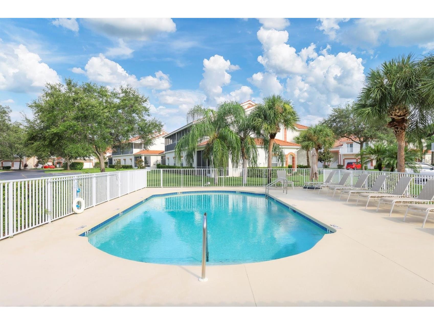 7269 Fountain Palm Circle Bradenton FL 34203 A4682552 image26