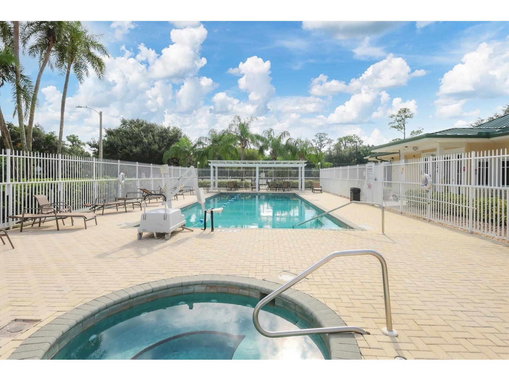 7269 Fountain Palm Circle Bradenton FL 34203 A4682552 image27