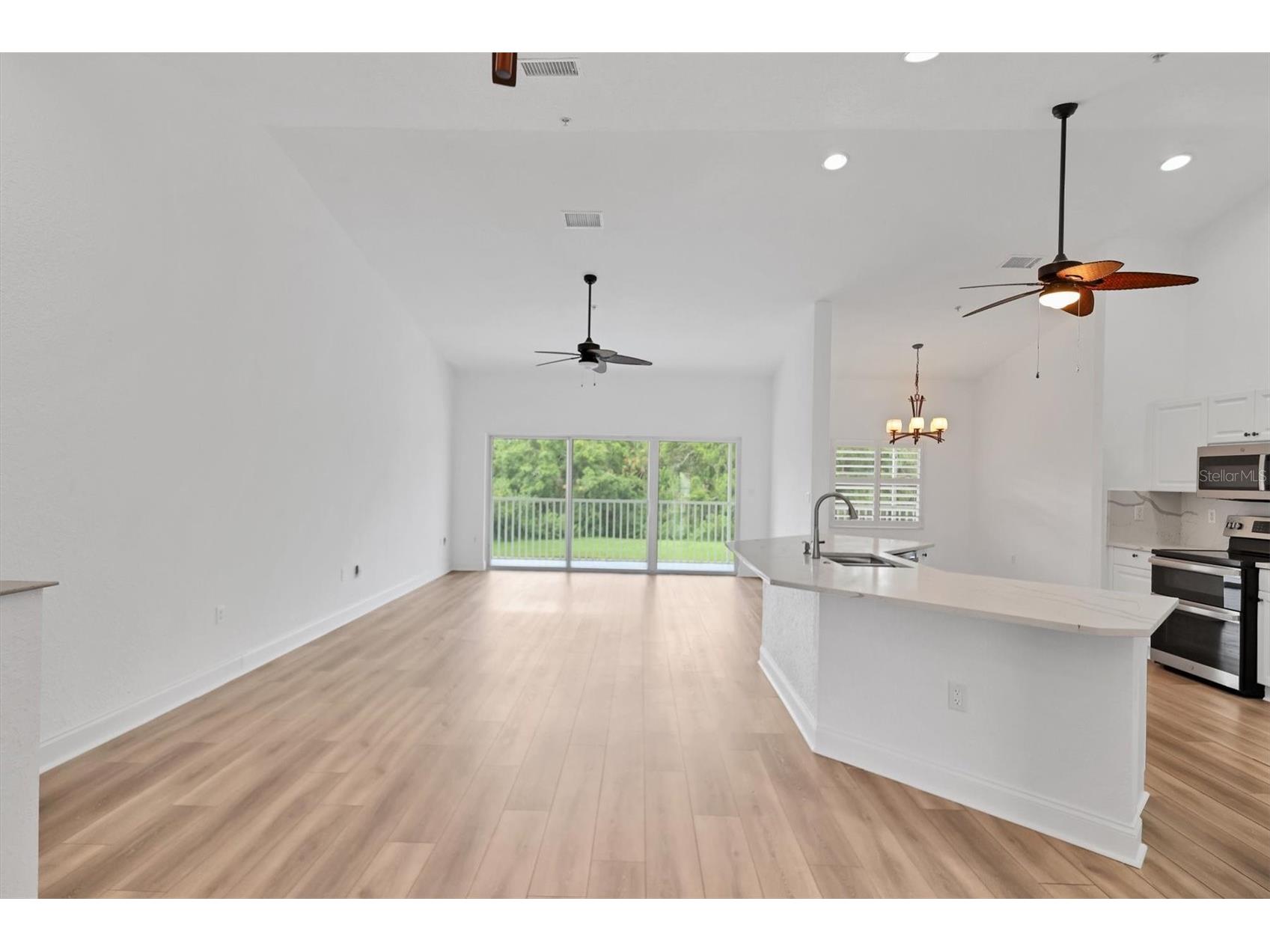 7269 Fountain Palm Circle Bradenton FL 34203 A4682552 image6