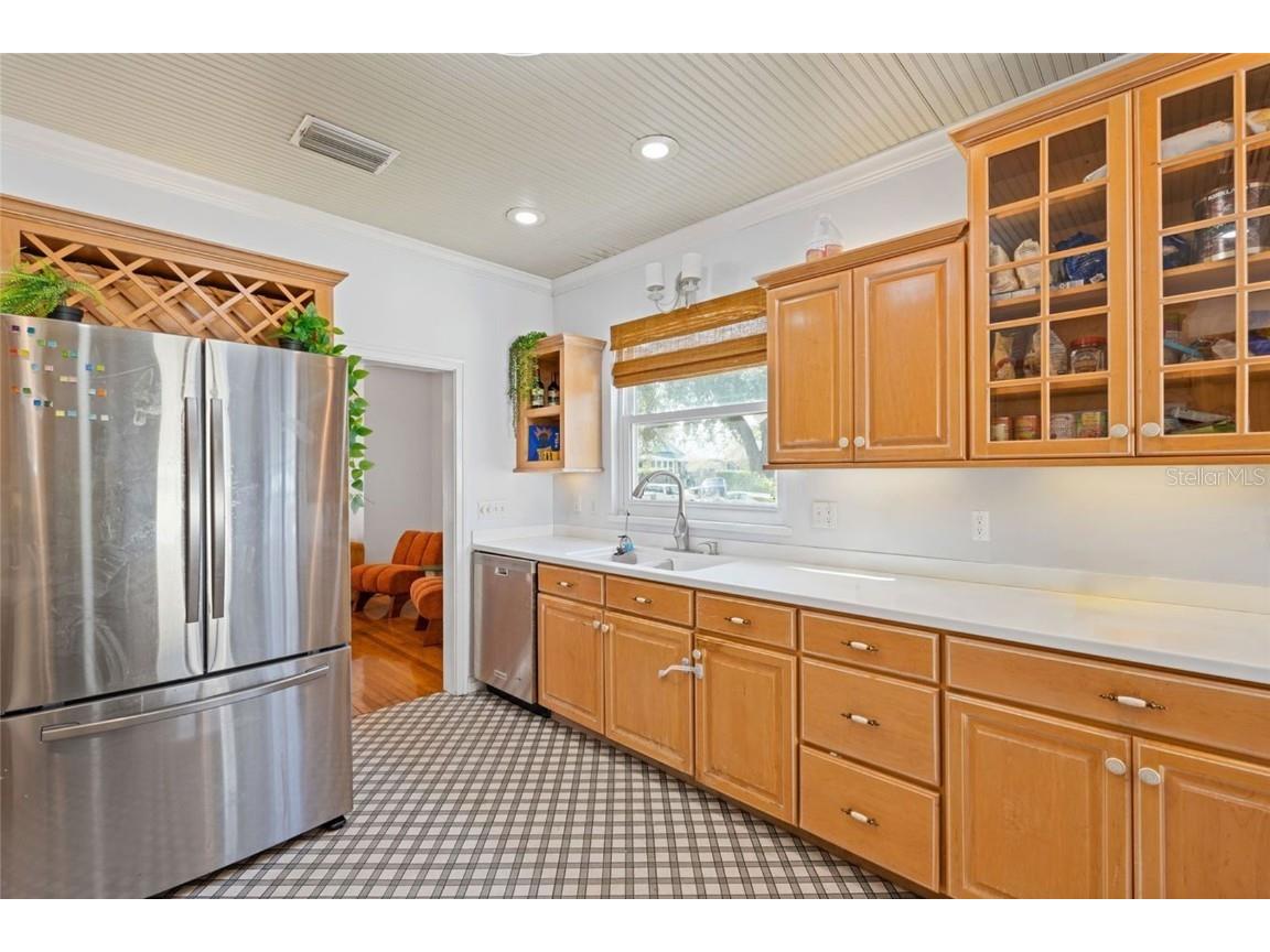 727 23rd Avenue N Saint Petersburg FL 33704 TB8448138 image6