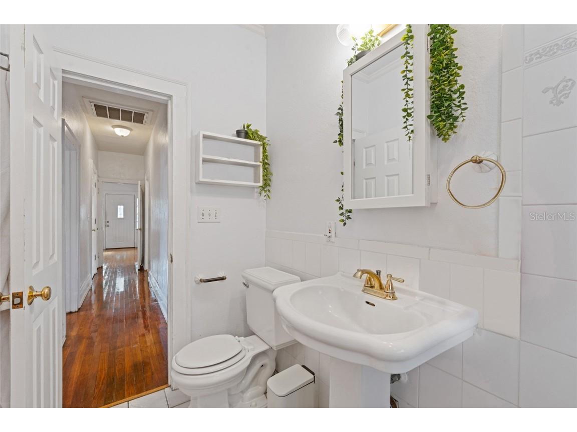 727 23rd Avenue N Saint Petersburg FL 33704 TB8448138 image9