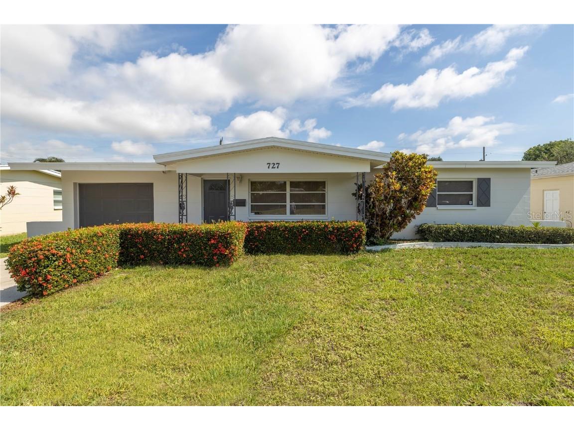 727 43rd Avenue NE Saint Petersburg FL 33703 U8201969 image1