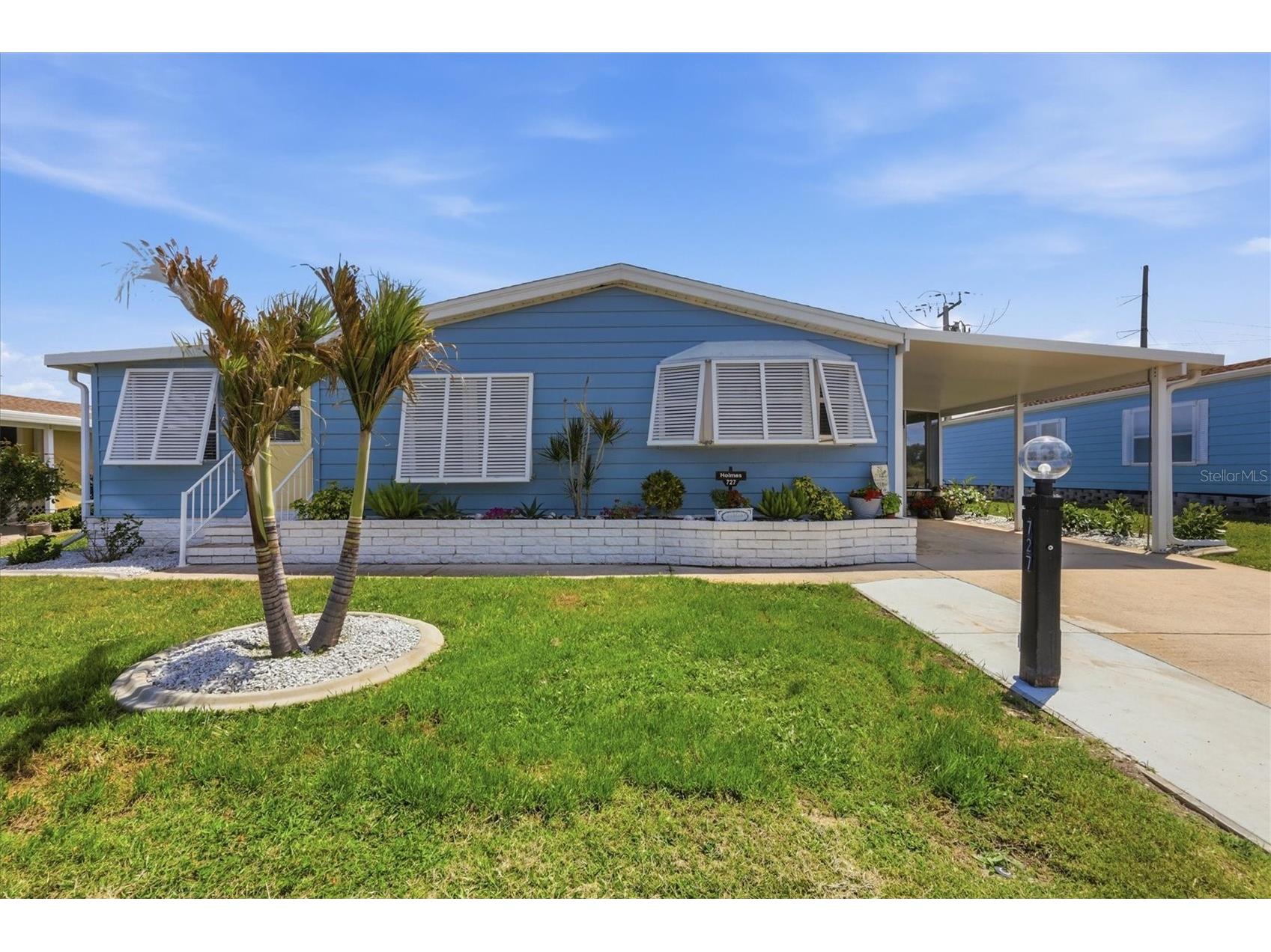 727 Butterfield Circle Englewood FL 34223 D6147001 image1