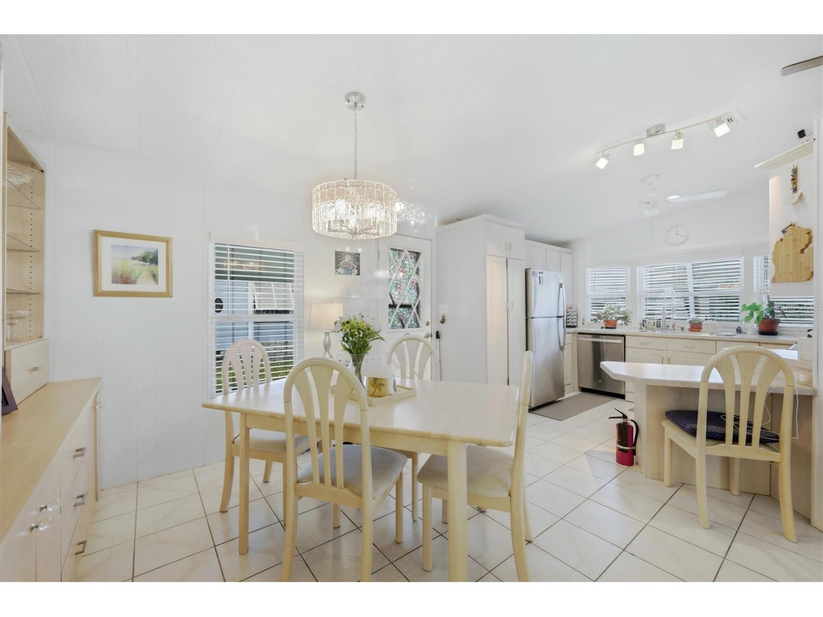 727 Butterfield Circle Englewood FL 34223 D6147001 image3