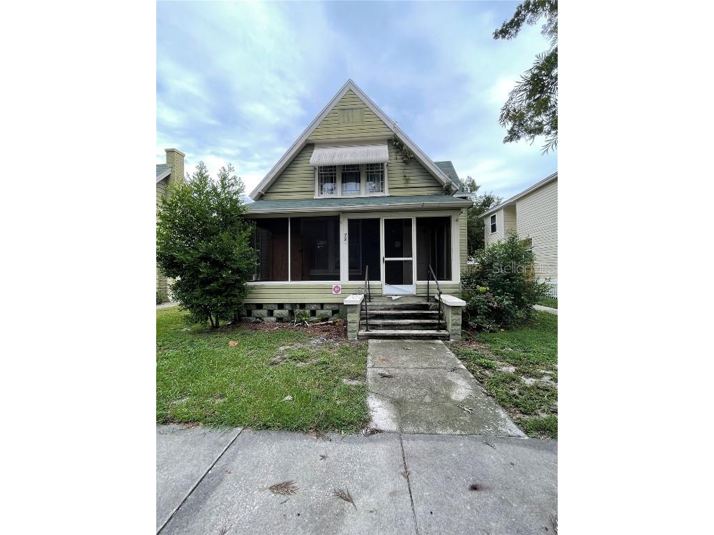 727 Dartmoor Street N #1 Saint Petersburg FL 33701 U8176028 image1