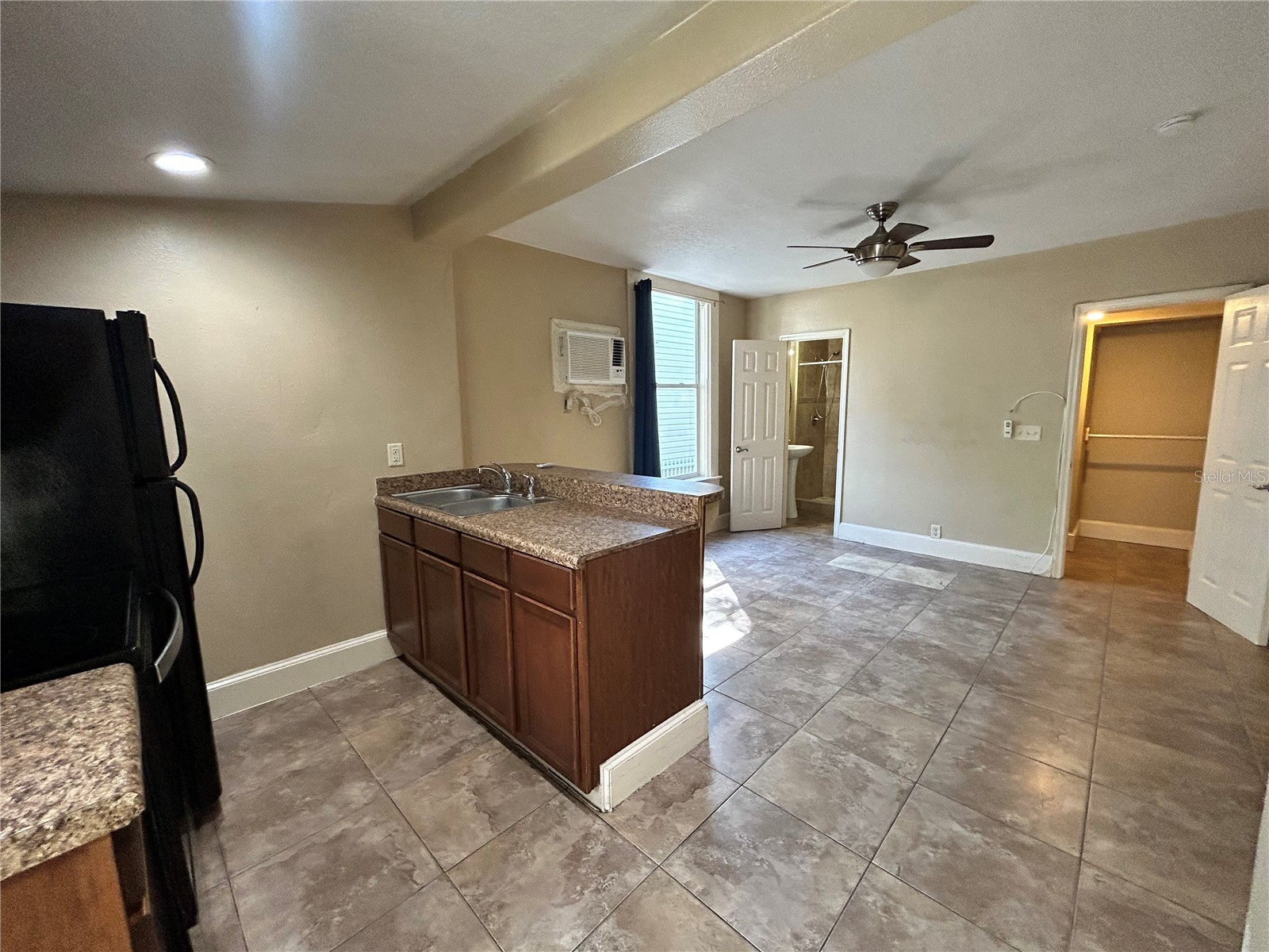 727 Dartmoor Street N #2 Saint Petersburg FL 33701 TB8491958 image2