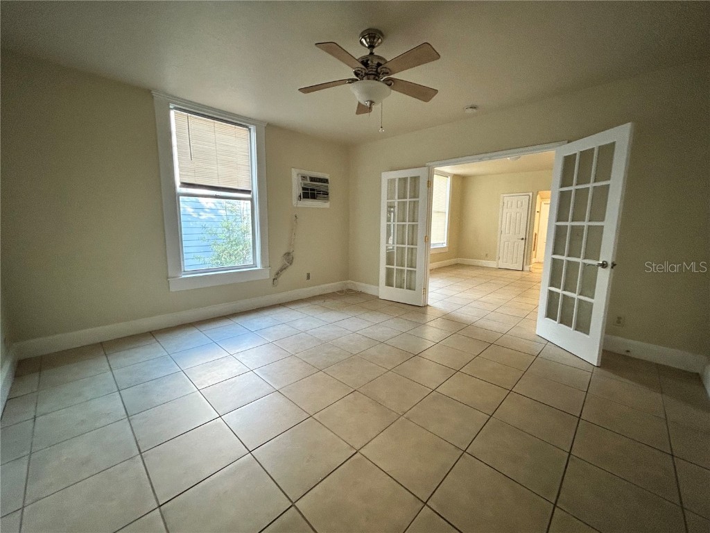 727 Dartmoor Street N #301 Saint Petersburg FL 33701 TB8454988 image5