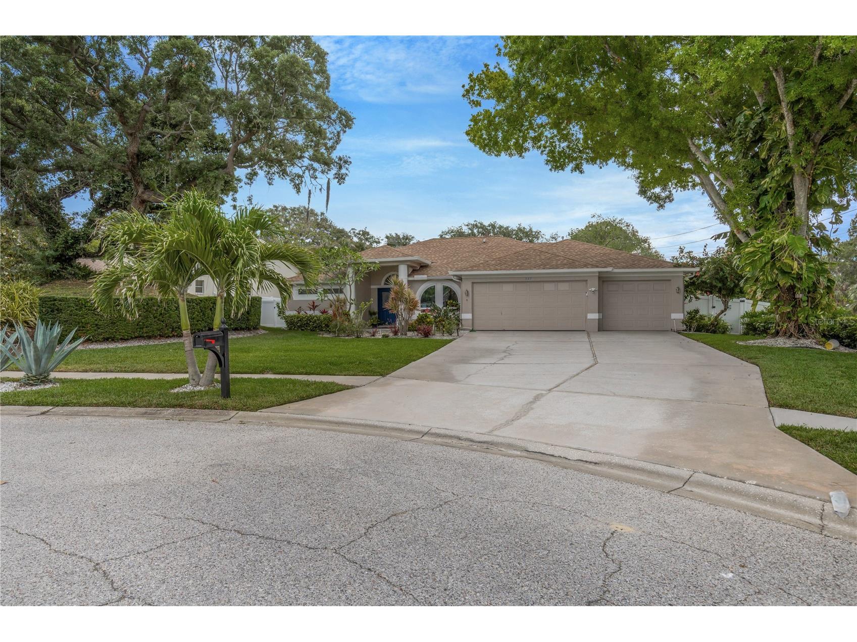 727 Hidden Lake Drive Tarpon Springs FL 34689 TB8509228 image1