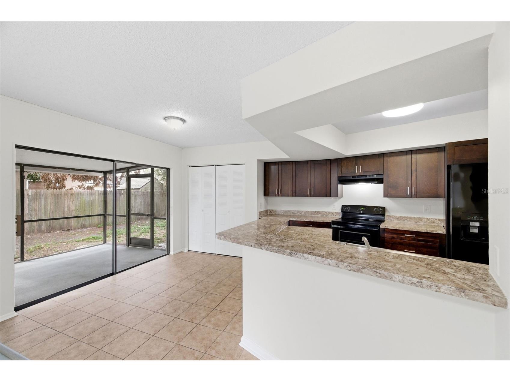 727 Isleton Drive Brandon FL 33511 TB8487982 image13