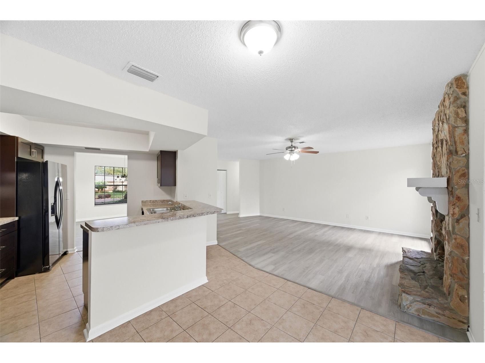 727 Isleton Drive Brandon FL 33511 TB8487982 image18