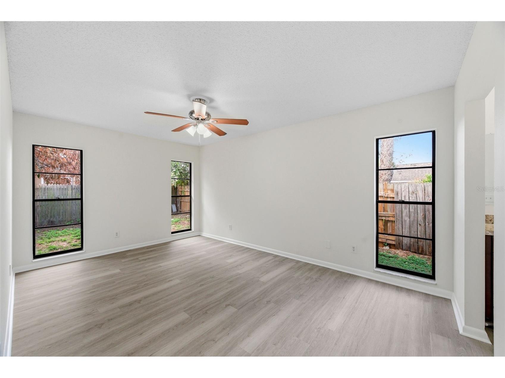 727 Isleton Drive Brandon FL 33511 TB8487982 image19