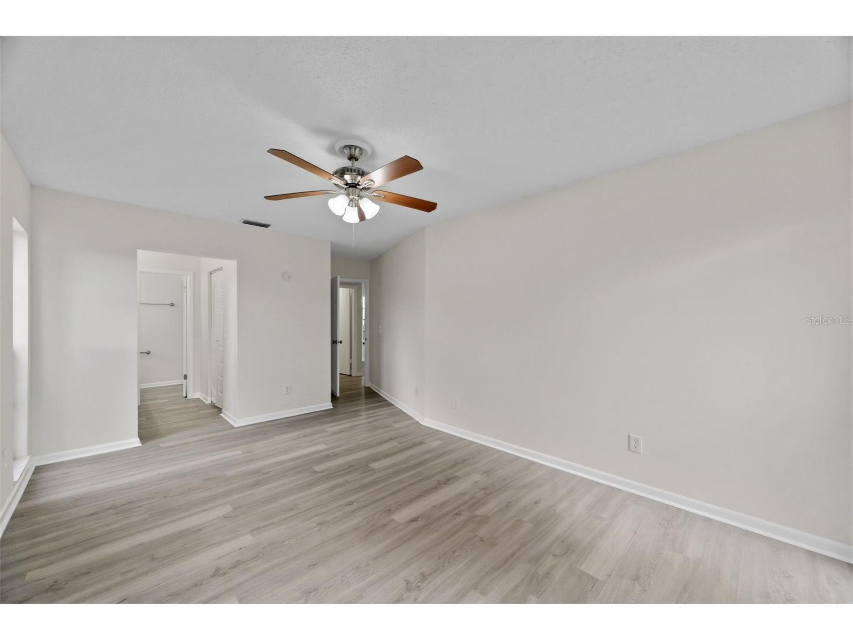 727 Isleton Drive Brandon FL 33511 TB8487982 image20