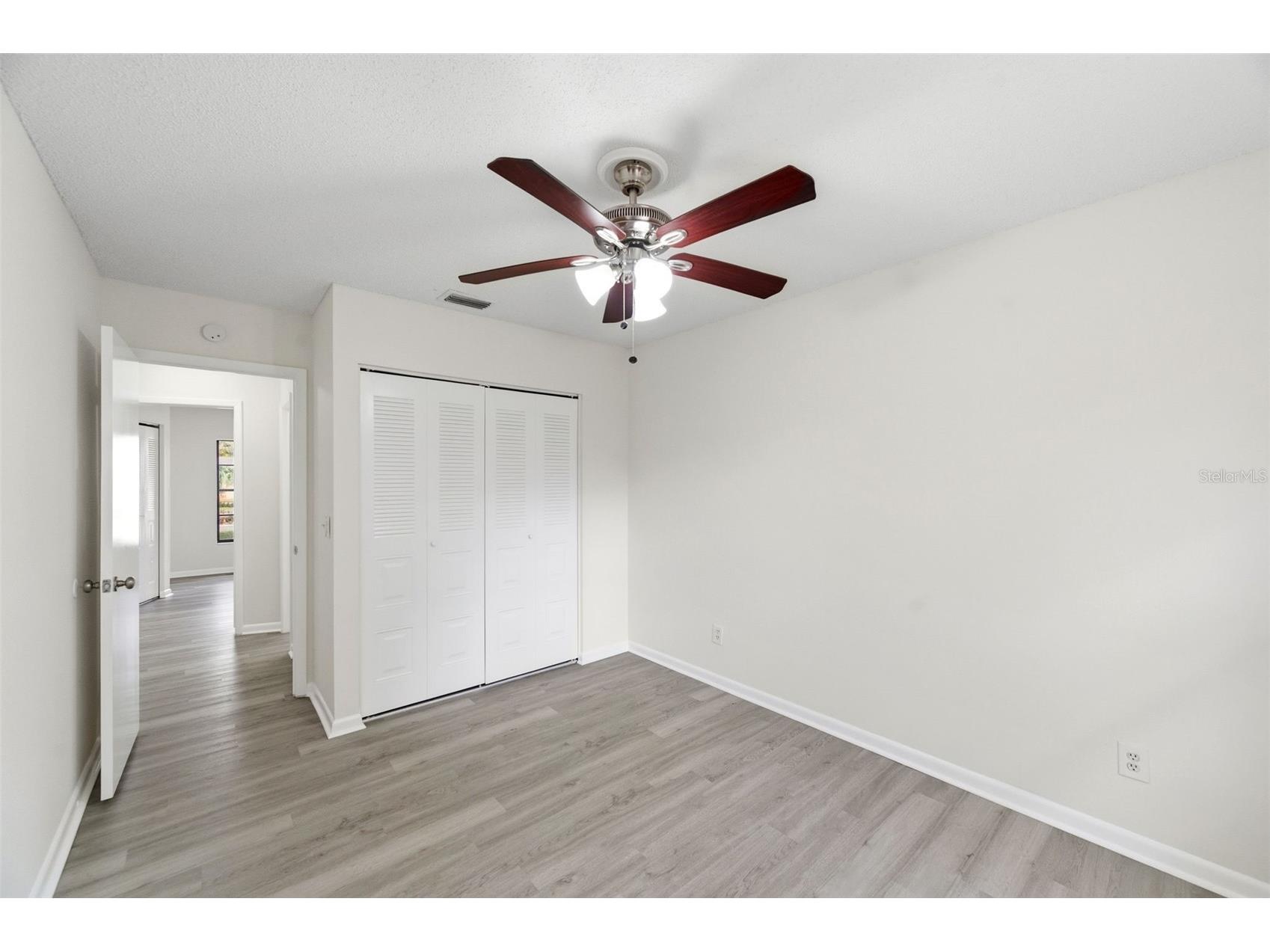 727 Isleton Drive Brandon FL 33511 TB8487982 image28