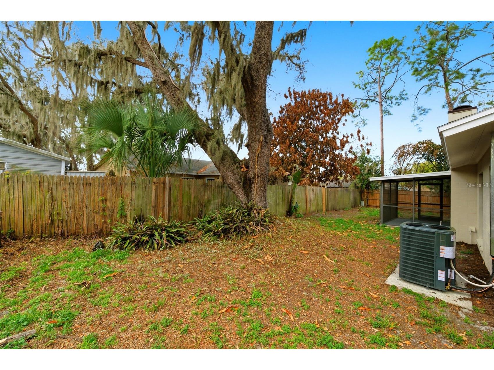 727 Isleton Drive Brandon FL 33511 TB8487982 image3