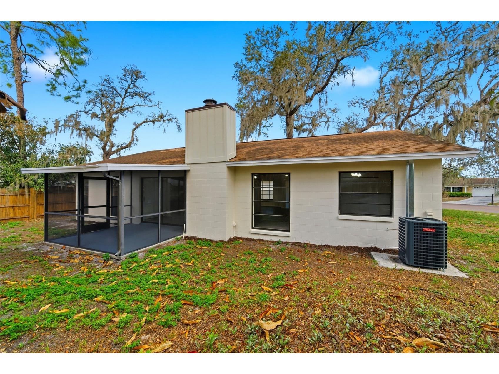 727 Isleton Drive Brandon FL 33511 TB8487982 image4