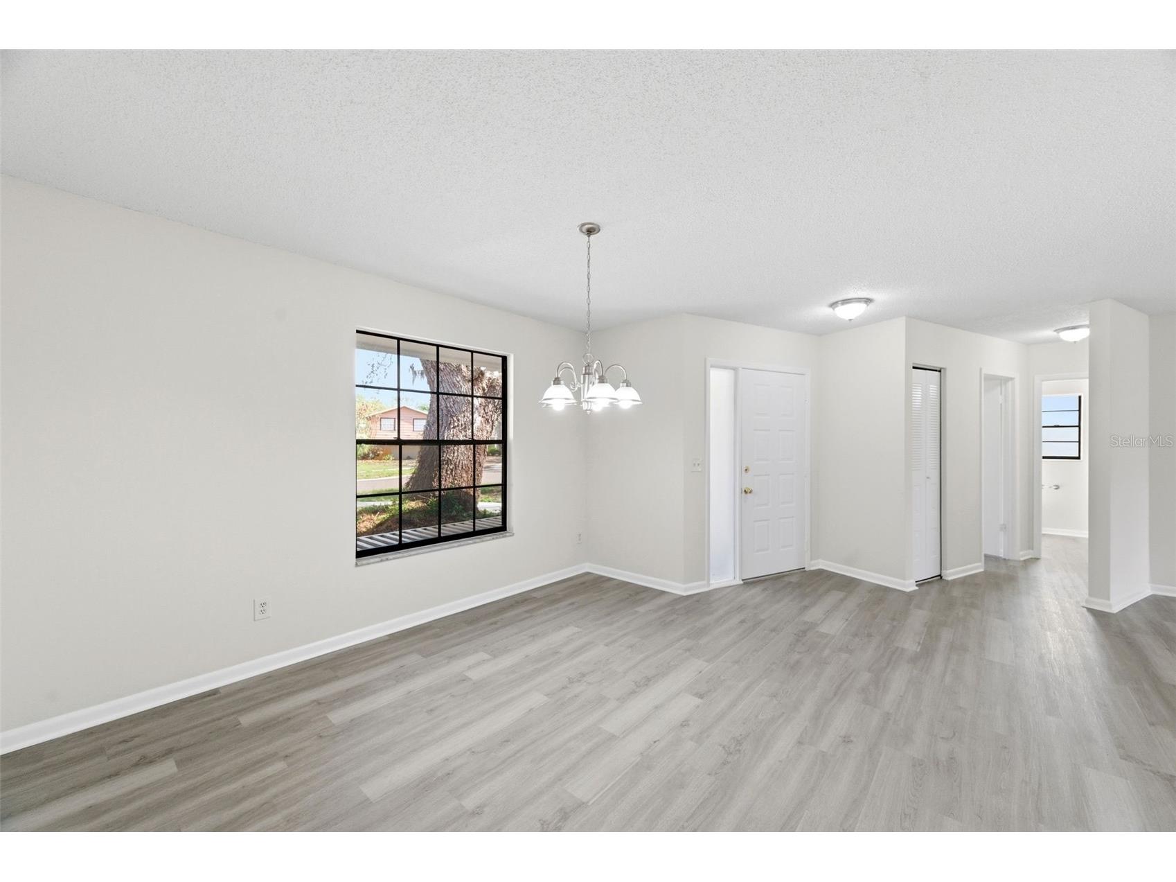 727 Isleton Drive Brandon FL 33511 TB8487982 image8