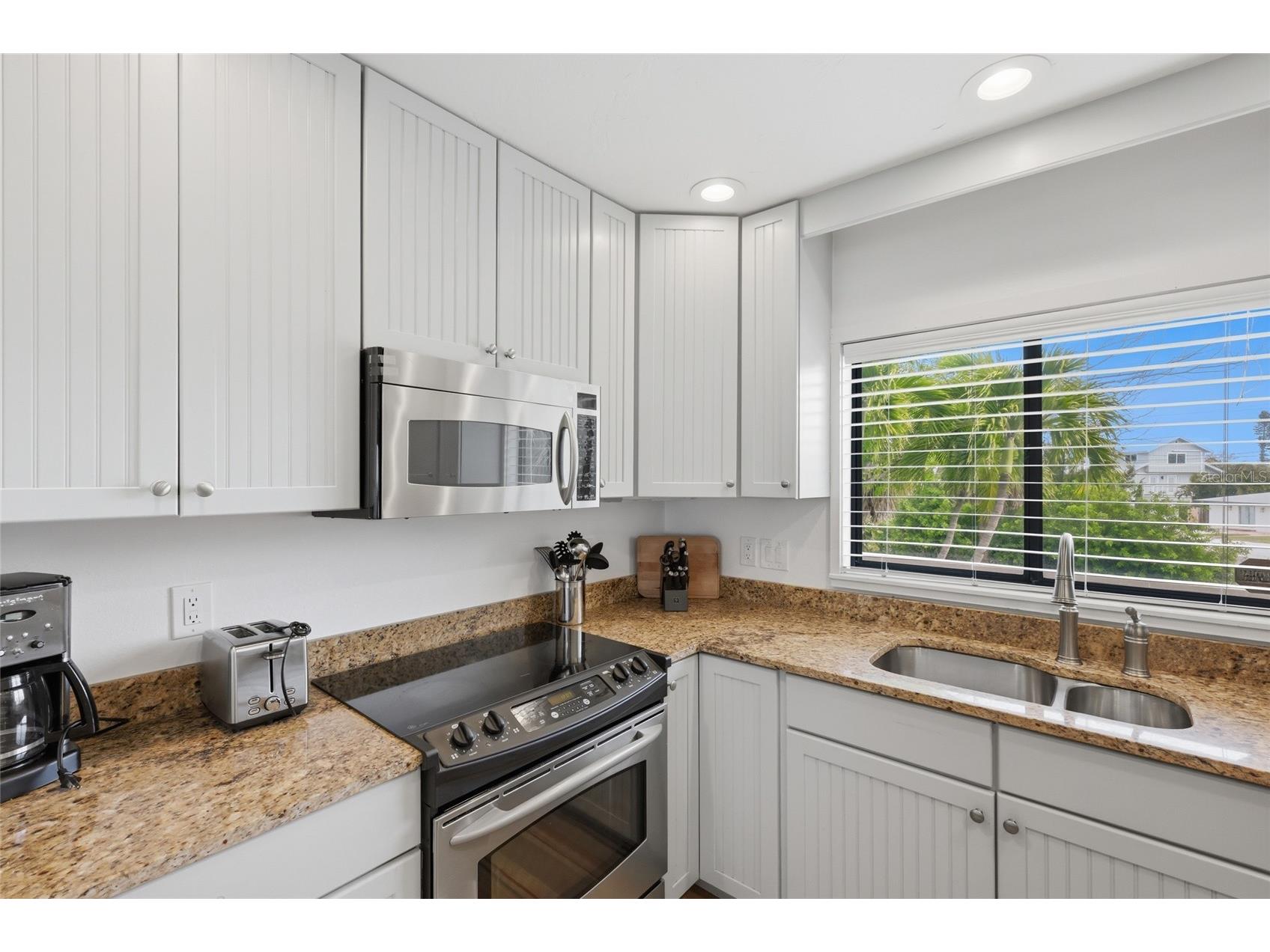 727 Jacaranda Road Anna Maria FL 34216 A4688612 image15