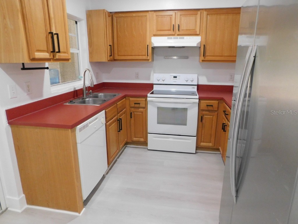 727 Kensington Lake Circle Brandon FL 33511 TB8388376 image14