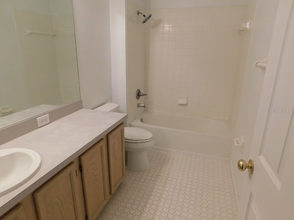 727 Kensington Lake Circle Brandon FL 33511 TB8388376 image25