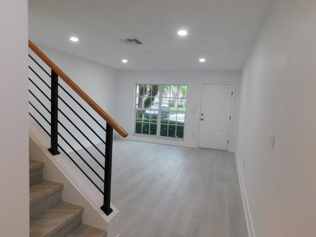 727 Kensington Lake Circle Brandon FL 33511 TB8388376 image5