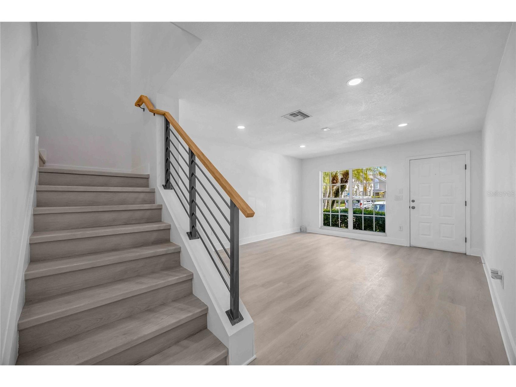 727 Kensington Lake Circle Brandon FL 33511 TB8499409 image12