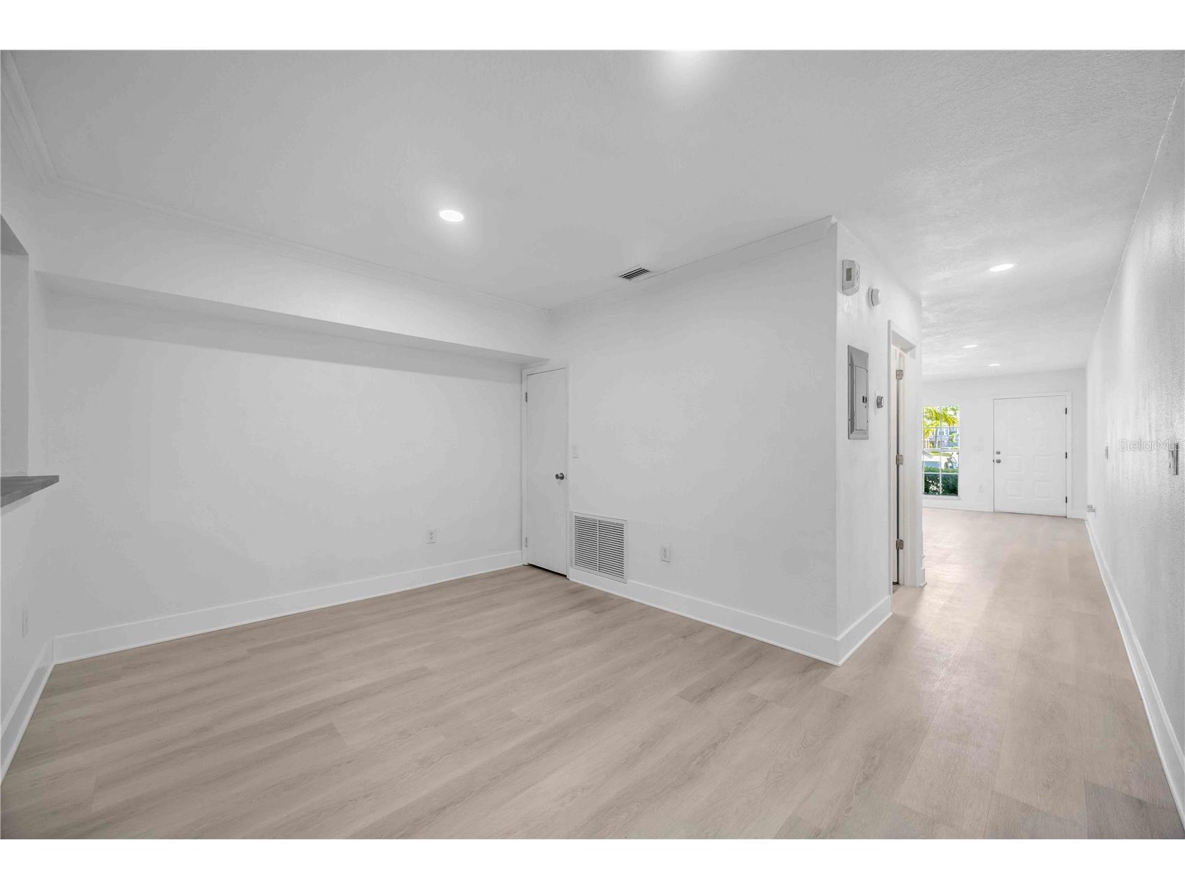 727 Kensington Lake Circle Brandon FL 33511 TB8499409 image18