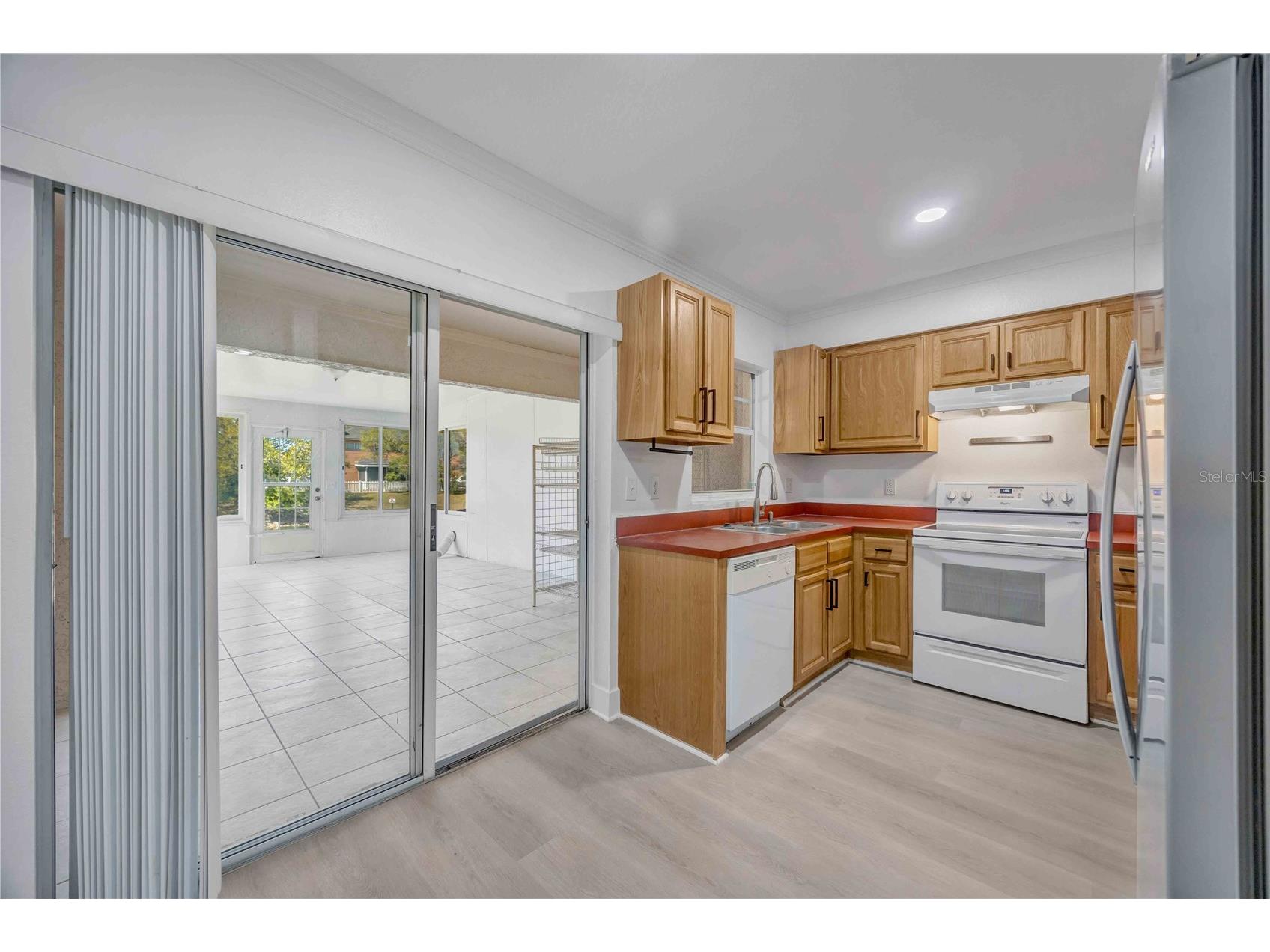 727 Kensington Lake Circle Brandon FL 33511 TB8499409 image22