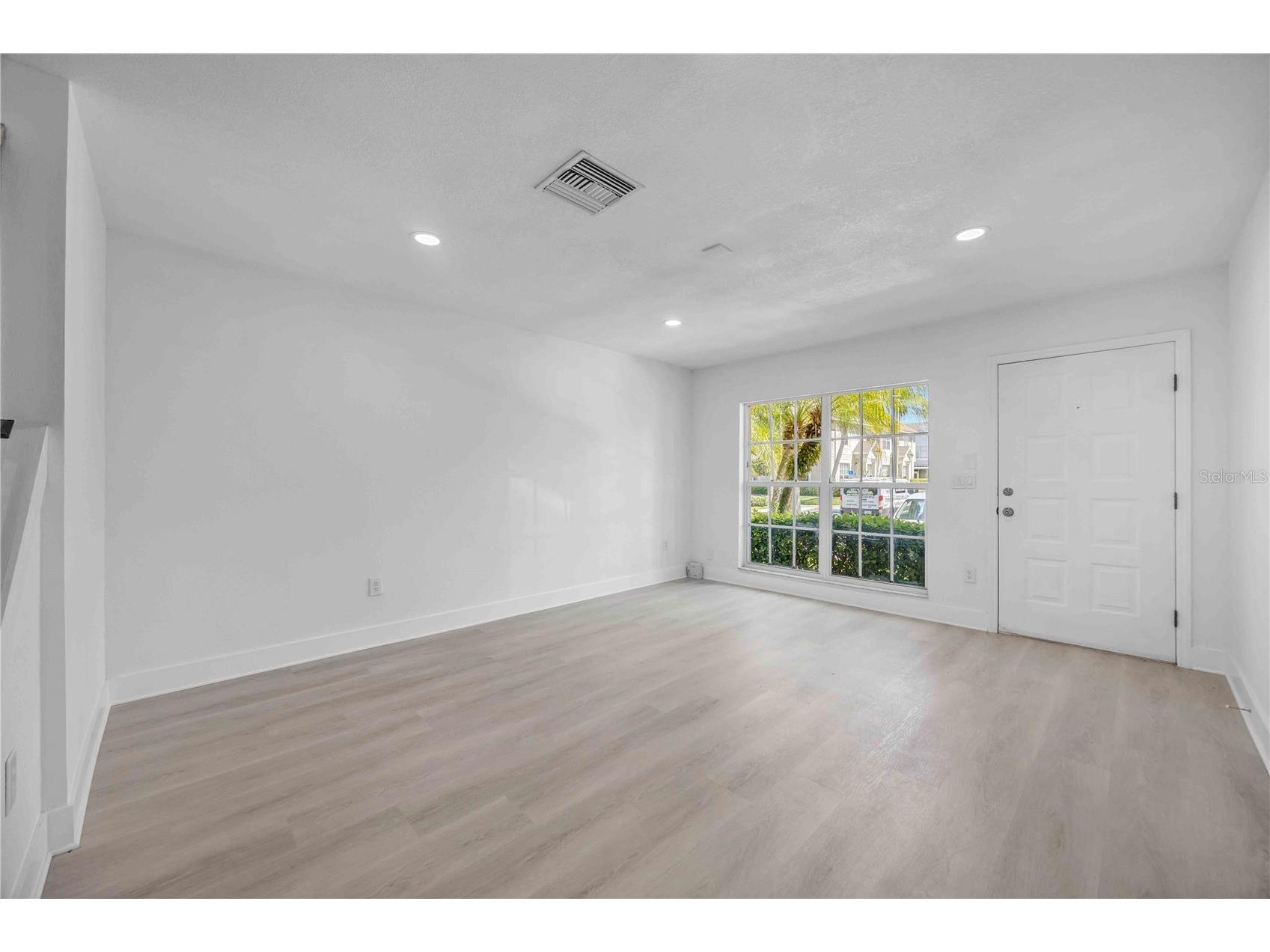 727 Kensington Lake Circle Brandon FL 33511 TB8499409 image9