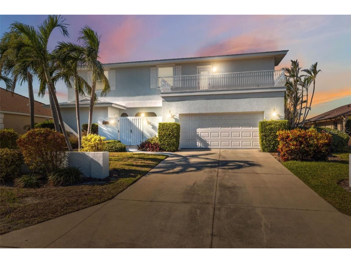 727 Key Royale Drive Holmes Beach FL 34217 TB8348338 image1