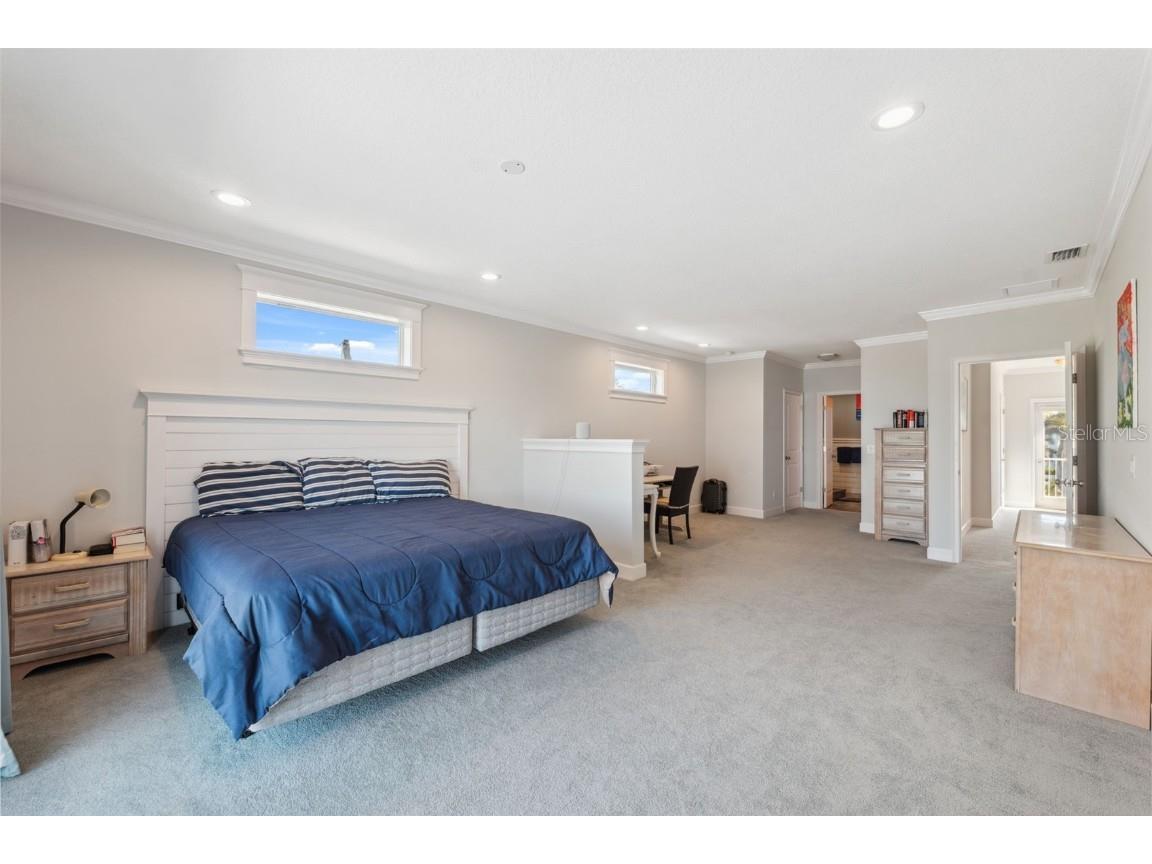 727 Key Royale Drive Holmes Beach FL 34217 TB8348338 image25