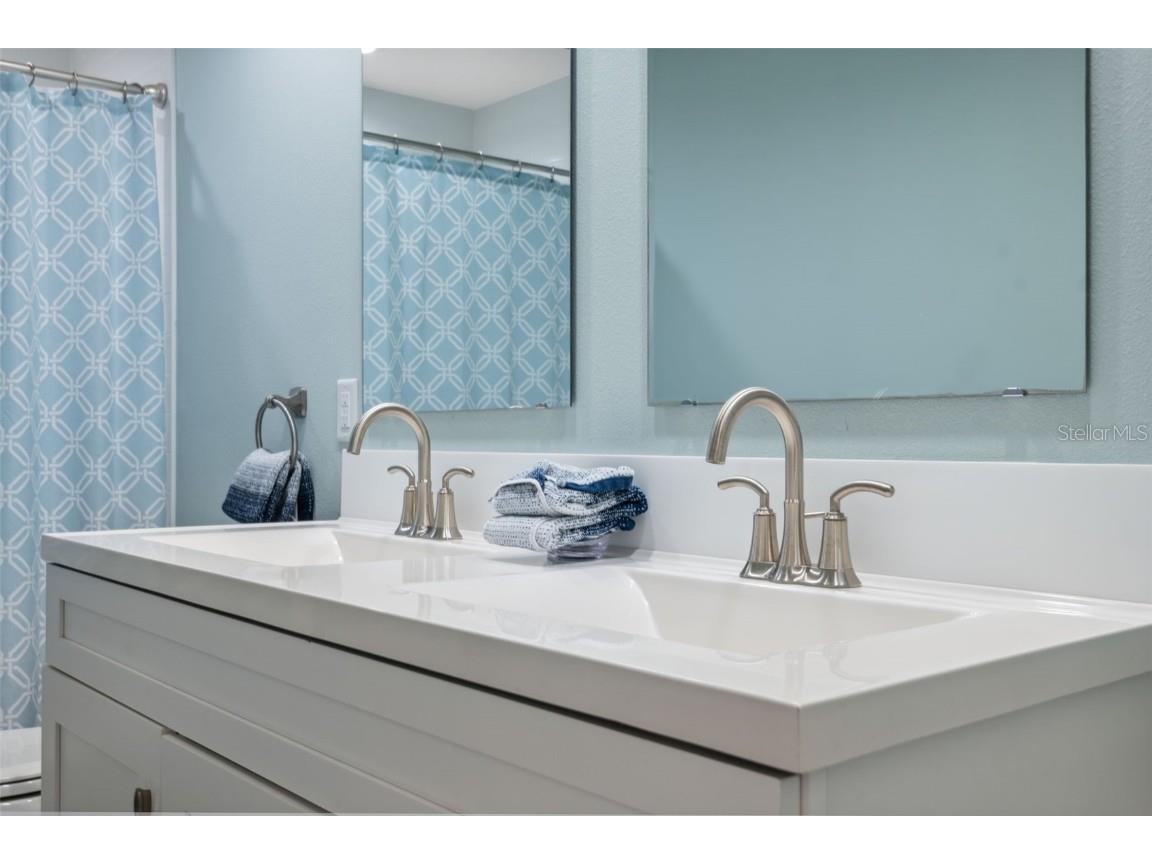 727 Key Royale Drive Holmes Beach FL 34217 TB8348338 image33