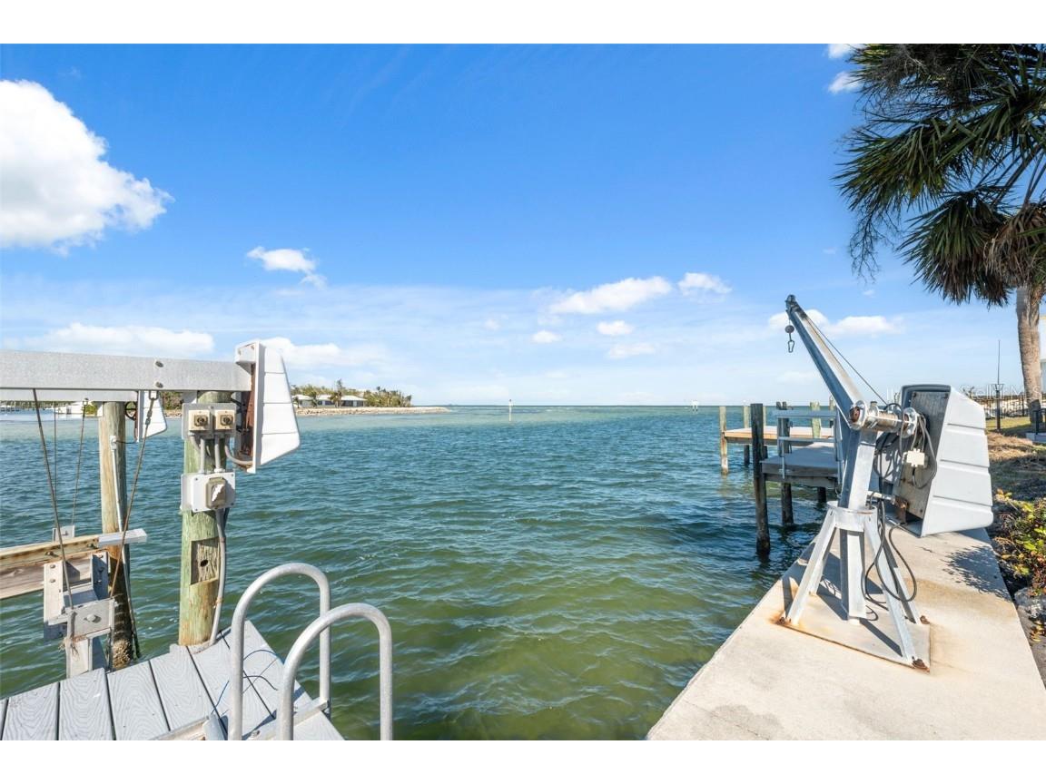 727 Key Royale Drive Holmes Beach FL 34217 TB8348338 image50