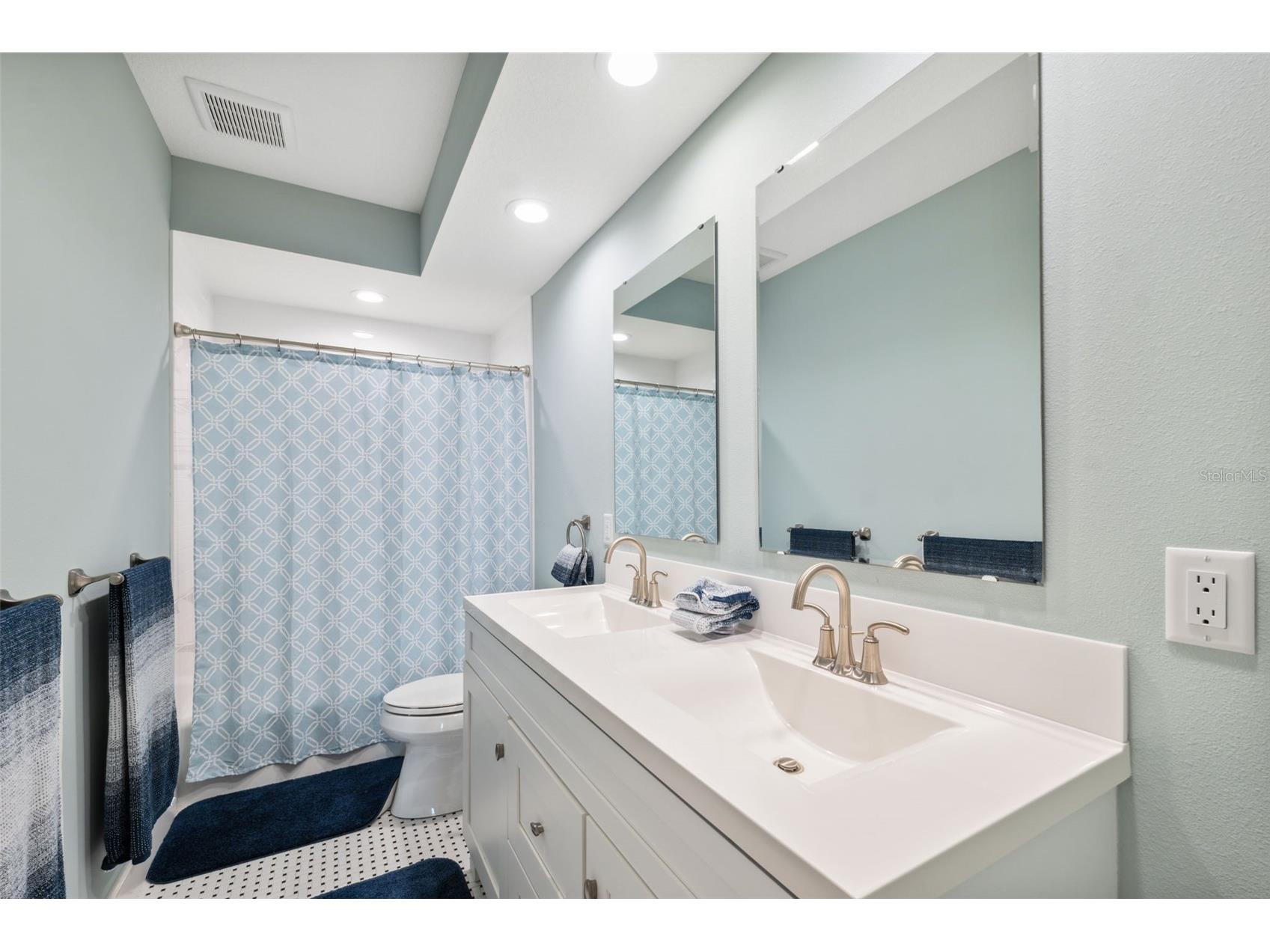 727 Key Royale Drive Holmes Beach FL 34217 TB8512426 image43