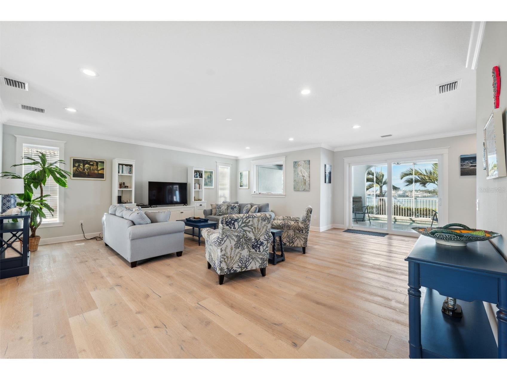 727 Key Royale Drive Holmes Beach FL 34217 TB8512567 image11