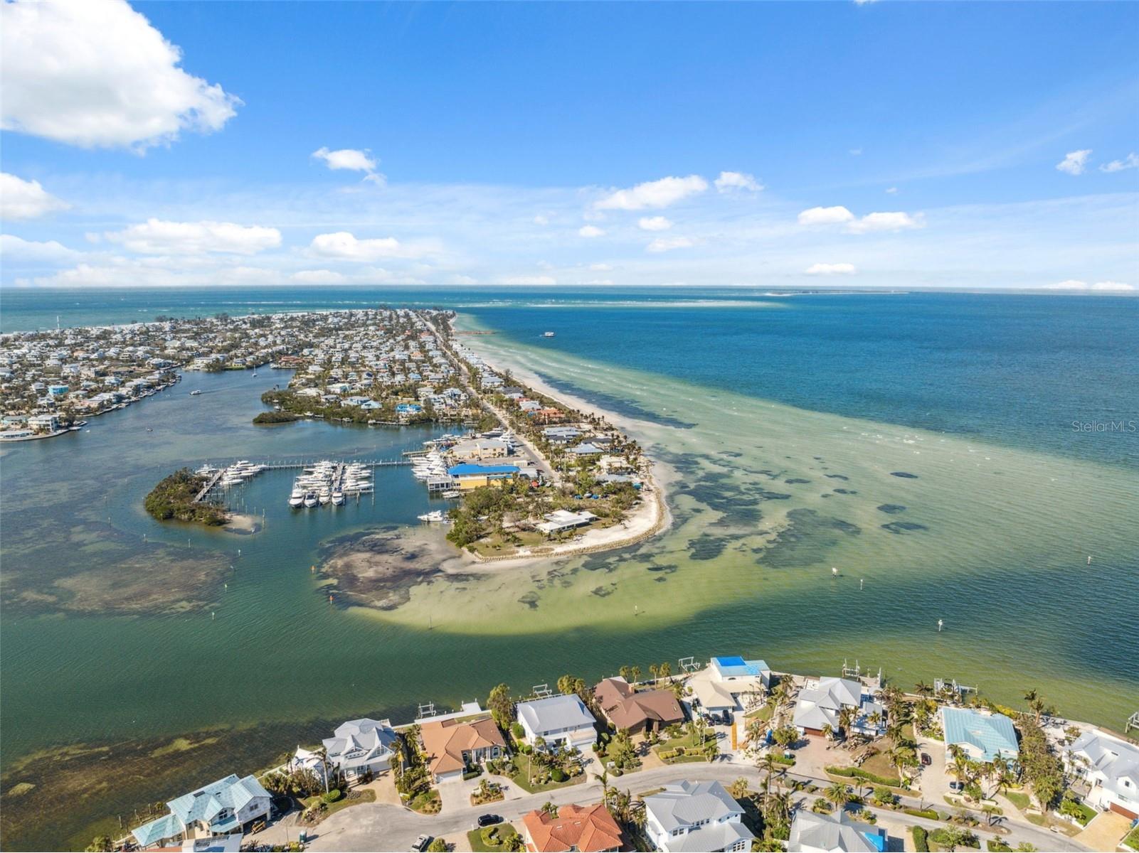 727 Key Royale Drive Holmes Beach FL 34217 TB8512567 image4