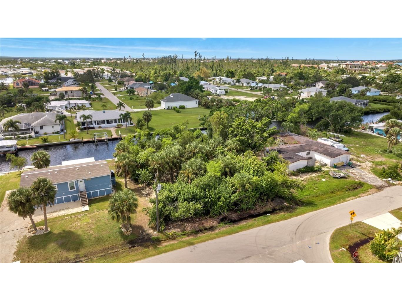 727 Marlin Drive Punta Gorda FL 33950 S5092406 image1
